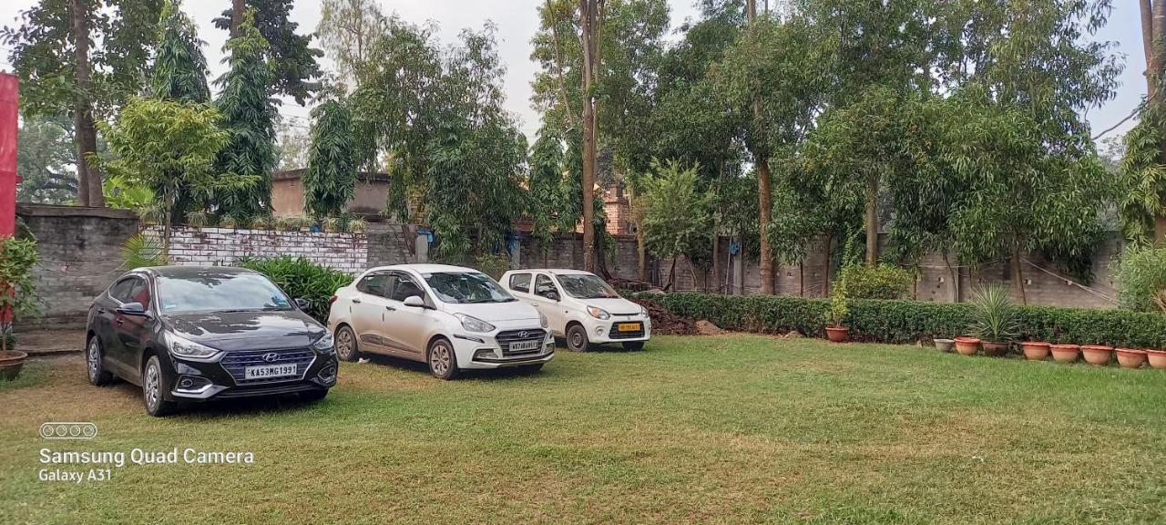 Atmaja The Cottage Garden Under Tourism Department Government Of West Bengal Māldah Eksteriør billede
