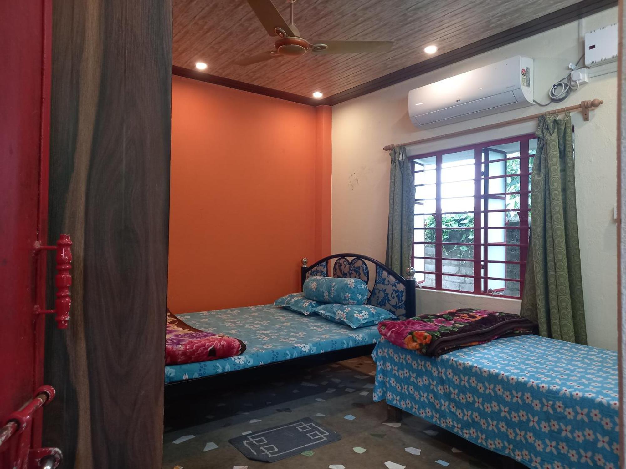 Atmaja The Cottage Garden Under Tourism Department Government Of West Bengal Māldah Eksteriør billede