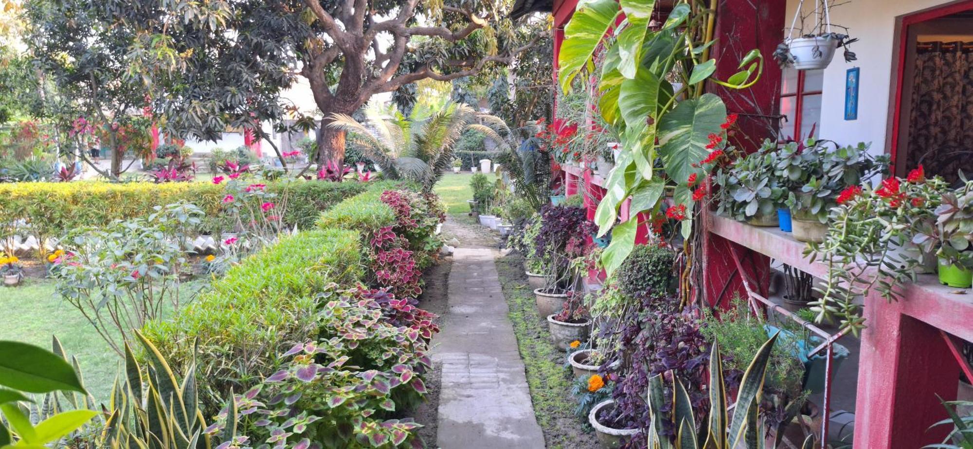 Atmaja The Cottage Garden Under Tourism Department Government Of West Bengal Māldah Eksteriør billede